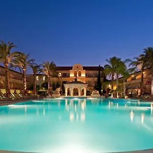 https://napa-plaza.hotelsatayianapa.com
